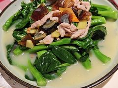 -龙桥私厨·姜花菊花过桥鱼·顺德菜(容桂店)