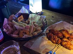-UP嘻哈酒吧(粉巢店)