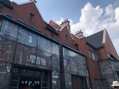 -钟书阁(松江泰晤士小镇店)