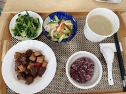 -海豚湾高端月子会所(黄浦店)