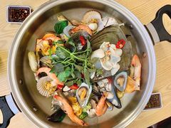 皇后无水火锅-派派茶客(金杏花园店)