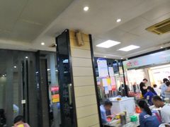 大堂-江三王记牛杂馆(总店)