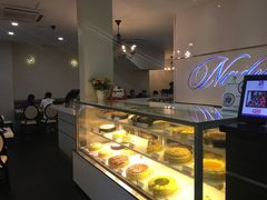 -Nadeje(Plaza Mahkota)