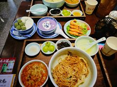 -蟹上黄·蟹黄面·江南糖水(人民广场店)