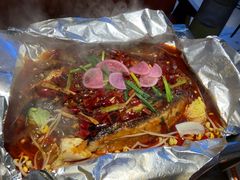 -愿者上钩·纸包鱼(翻身店)