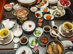 -半岛翡丽海鲜自助餐厅(观风亭店)