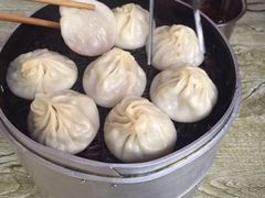 特色鲜肉小笼汤包-笑云开汤包店(网巾市店)