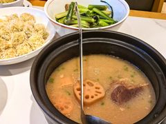 -饭橘汉江码头·乡野土菜馆(静安路店)