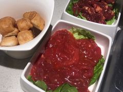 -海底捞火锅鲜切牛肉主题店(长寿路店)
