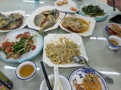 -双月饭店·20年老字号(新村店)