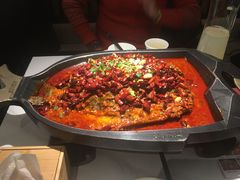 -江边城外烤全鱼(世茂广场店)