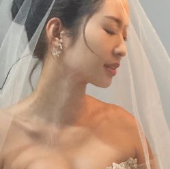 -乐派诗婚纱摄影