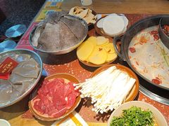 -赵美丽·重庆社区火锅·直营店(火车东站·中豪国际店)