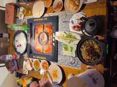 -老牌坊云南鱼豆花火锅(哈西万达店)
