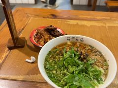 -矮子粉店1985·长沙米粉(湘春路店)