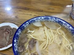 -陇上全荟兰州传统牛肉面(延吉路店)