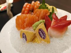 -余欢领鲜火锅(新街口店)