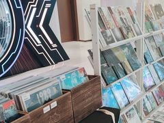 -浣熊唱片店(上海影城店)