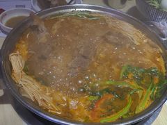 辣白菜脊骨火锅-韩香福脊骨汤锅(上杭路店)