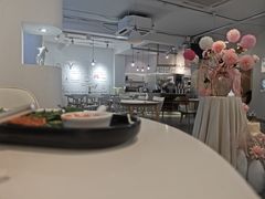 -露露家咖啡店