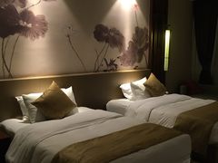 -清远熹乐谷温泉度假酒店