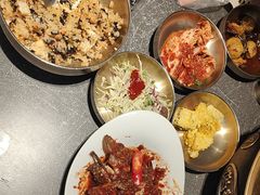 -草家酱蟹炭火烤肉店(珲春南路二店)