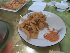 -美顺香食府鱼头老店(雪野湖店)