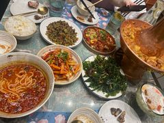 小锅米线-浩海火烧云傣家菜(京广店)
