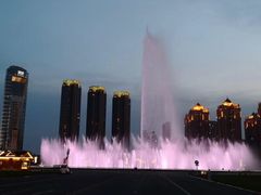 -东港音乐喷泉广场