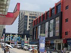-万润国际酒店用品市场(曹安国际商城店)