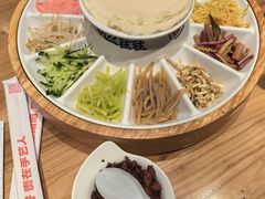 -怪噜范·老贵阳街头名小吃(汇金星力城店)