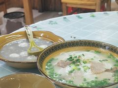 -肇兴特色牛肉粉