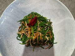 沙葱拌豆干-汉水谣·江景餐厅(江滩店)