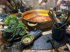 -湊湊火锅·茶憩(南京东路悦荟店)