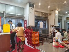 -易记皮肚面(明瓦廊店)