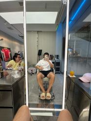 -PE SALON