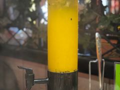 -南城十里潮汕鲜牛火锅·鲜虾生滚粥(融汇老商埠店)