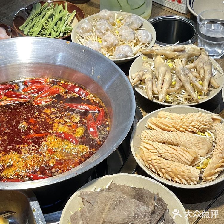 绵阳这家串串这么卷？