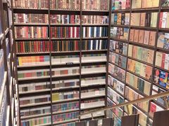 -钟书阁(群光广场店)