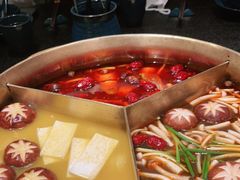 -湊湊火锅·茶憩(打浦桥日月光店)