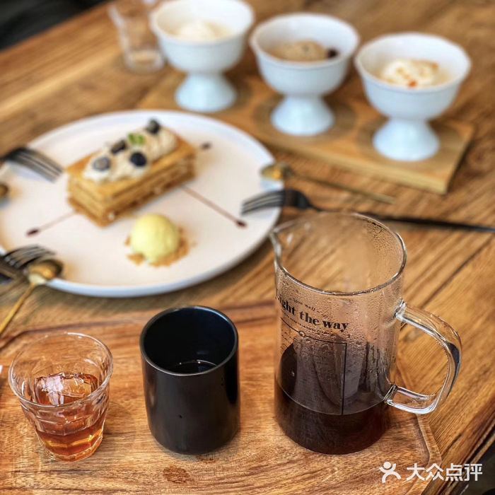 Vanilla Specialty Coffee(八大关店)伯爵茶拿破仑图片