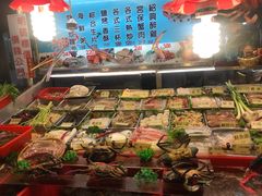 -六合夜市