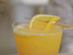 -露露家咖啡店