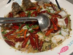 -姚姚酸菜鱼·金戈戈香港豉油鸡(喜荟城联名店)