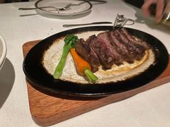 -Mogul Eatery·大亨餐酒馆