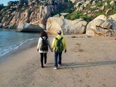 -那琴半岛地质海洋公园