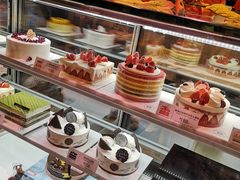 -巴黎贝甜(大宁国际商业广场店)