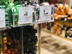 -VENCHI 闻绮(北京国贸商城店)