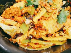 -小山城麻辣香锅(新邻生活广场店)