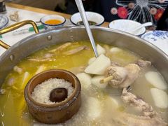 -朴小妹人参鸡汤火锅(长白山万达店)